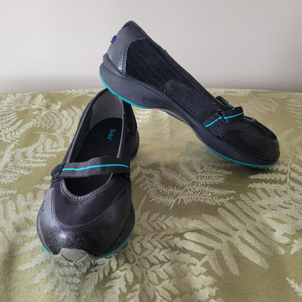 Keds Mary Jane Flats ~ Size 6